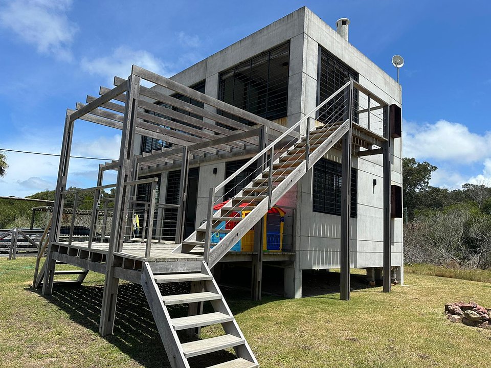 Funcional casa frente al mar en Santa Monica